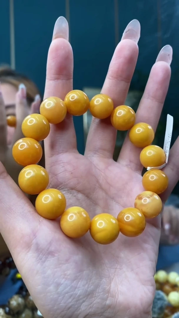 裸石琥珀未镶嵌10/10多样性发其一136