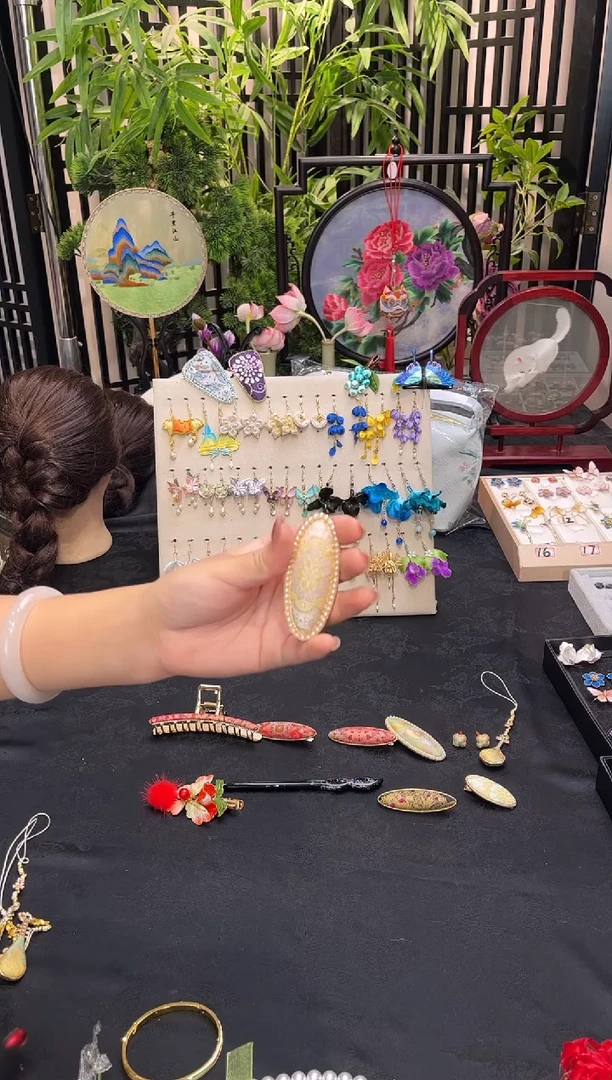 织绣日**润非遗苏绣手工饰品
