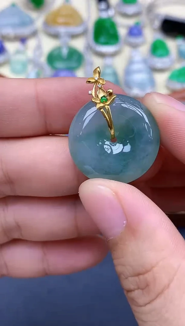 颈饰18K金镶嵌翡翠264-中国好珍宝