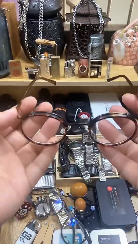 瓷片闪购商品  如图所示