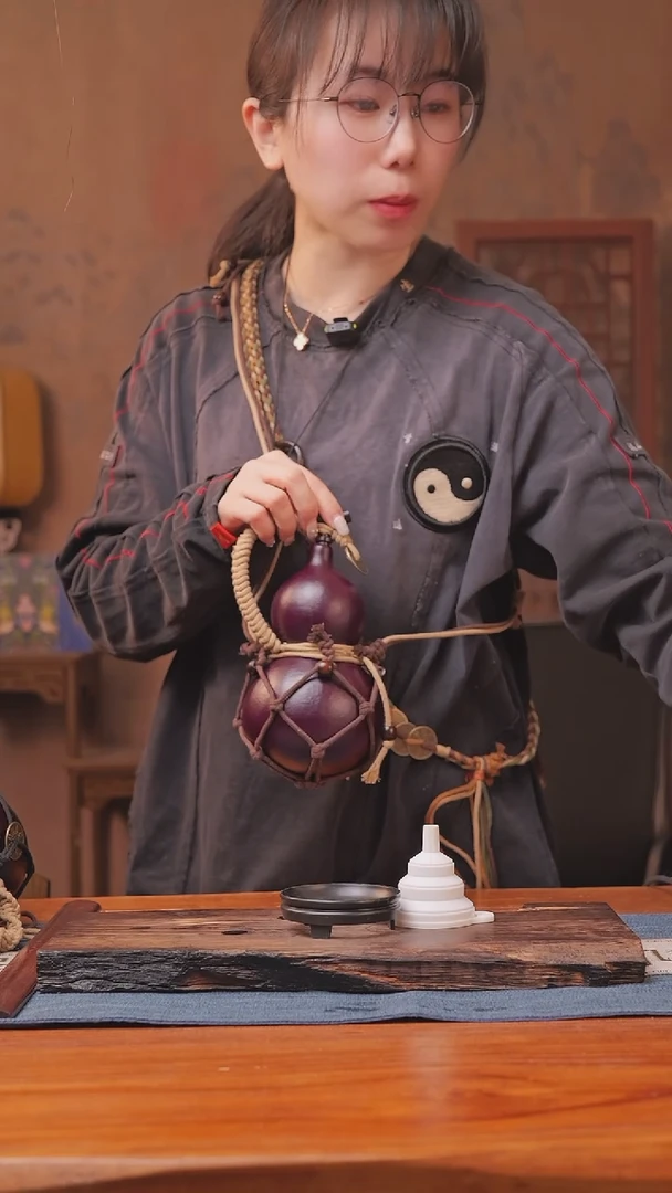 1022号链接精品大漆葫芦现货现发[一物一拍]（500-600ml）