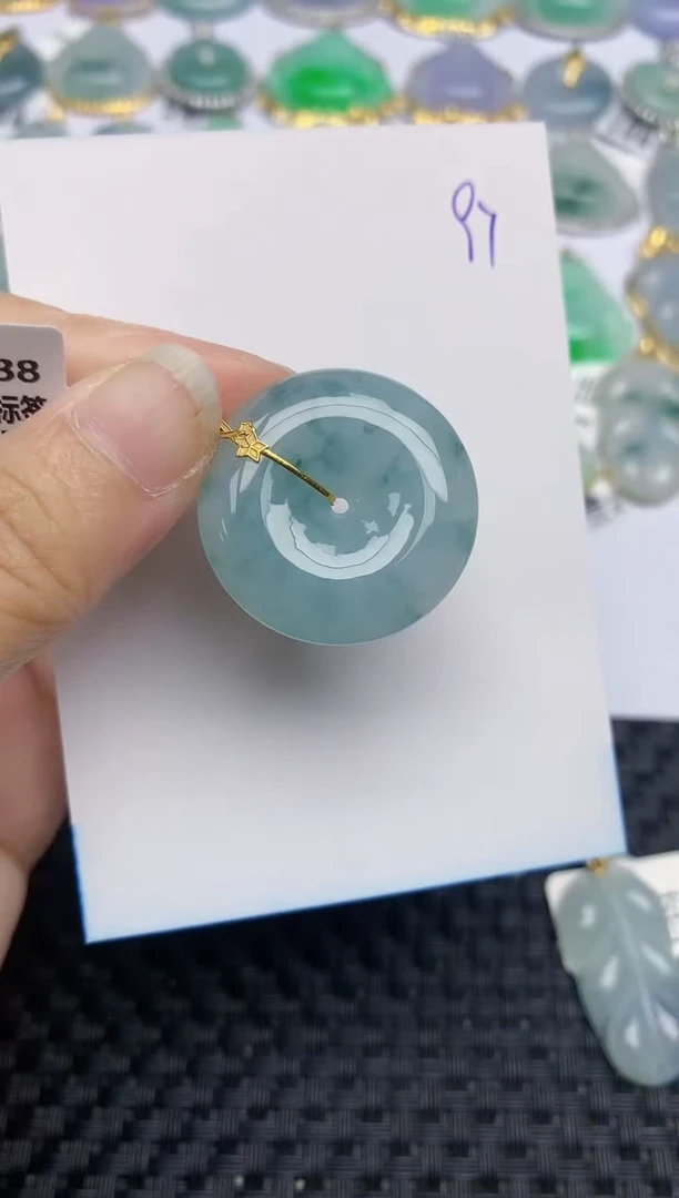 翡翠18K金镶嵌颈饰天然A货翡翠 97