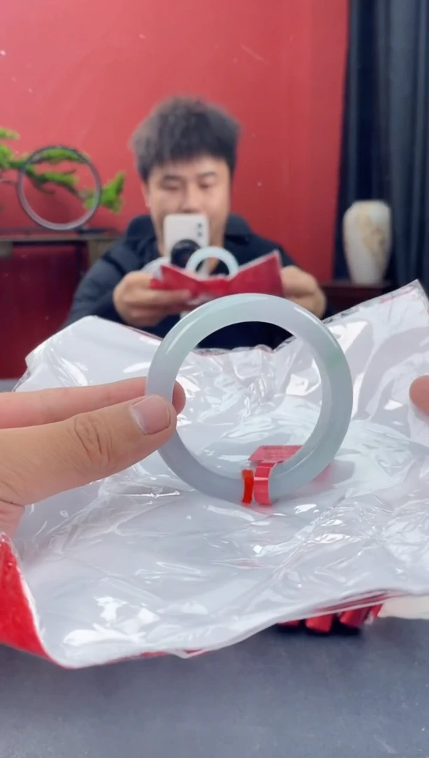 未镶嵌手镯翡翠6