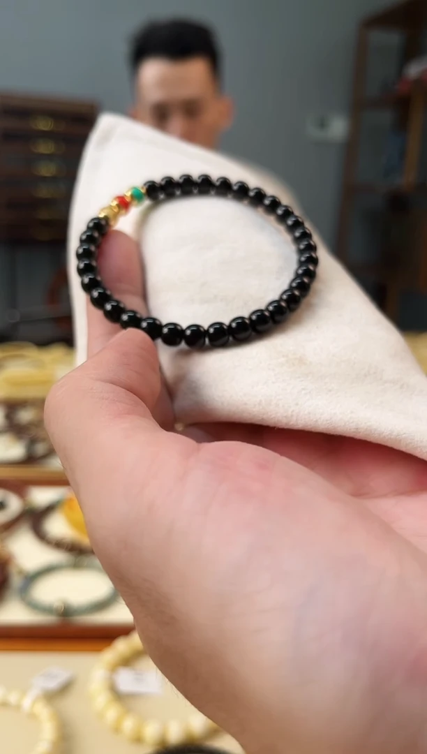手链未镶嵌和田玉黑青xz012