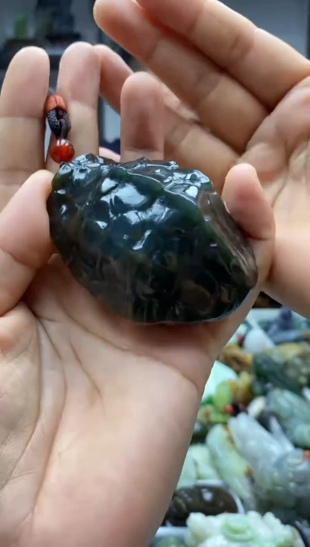 未镶嵌和田玉把件1