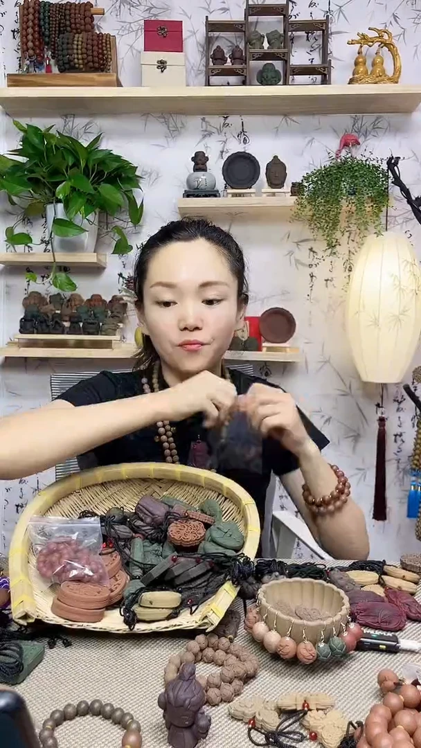 泥塑碧云散圆狐狸+一君所求微瑕