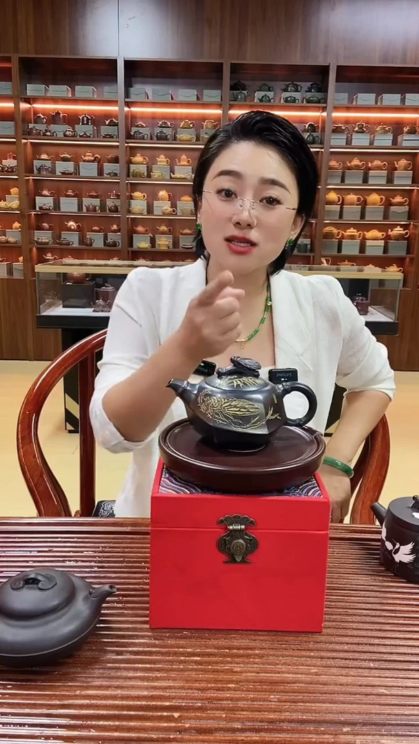 茶壶紫砂一鸣惊人石黄紫砂壶
