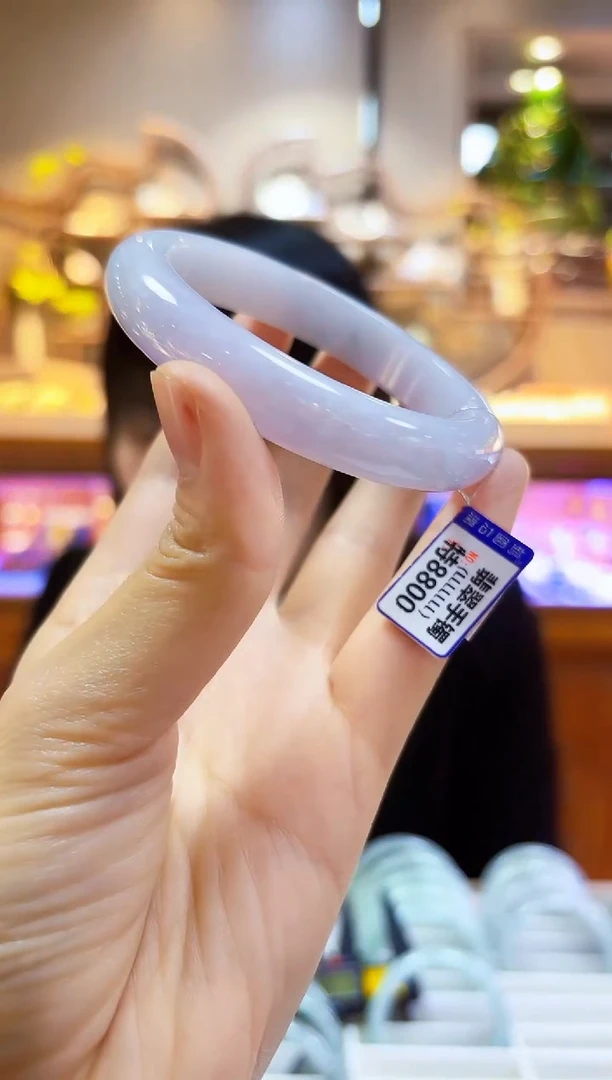 颈饰未镶嵌翡翠手镯59.3