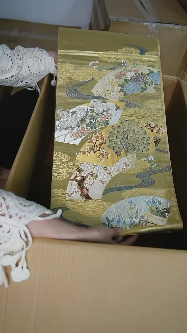 织绣89五通孔雀花卉特价