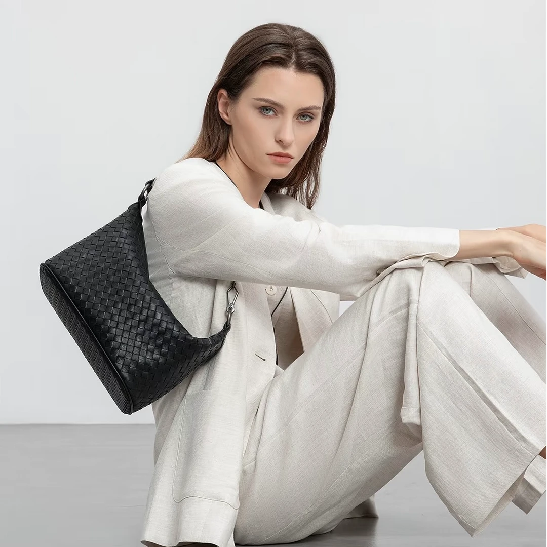 【遛狗包】编织单肩拉链暗袋老钱风斜挎包夏季小众百搭韩版轻奢遛狗