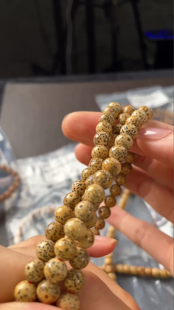 星月菩提吊坠精工级陈籽正圆7长串（B）