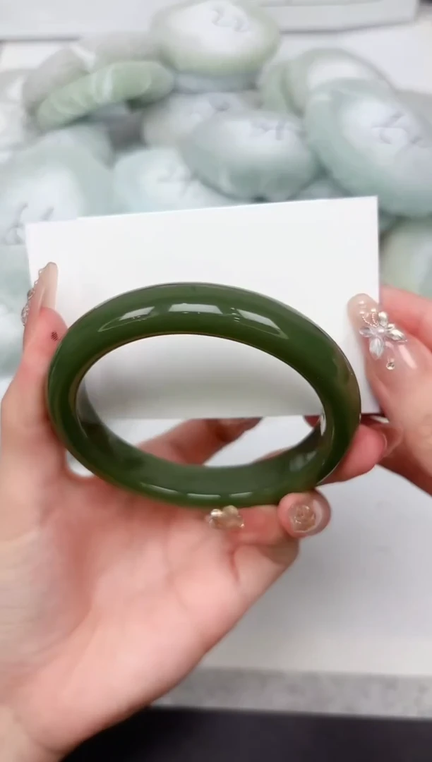 石英质玉手镯未镶嵌318-60.4