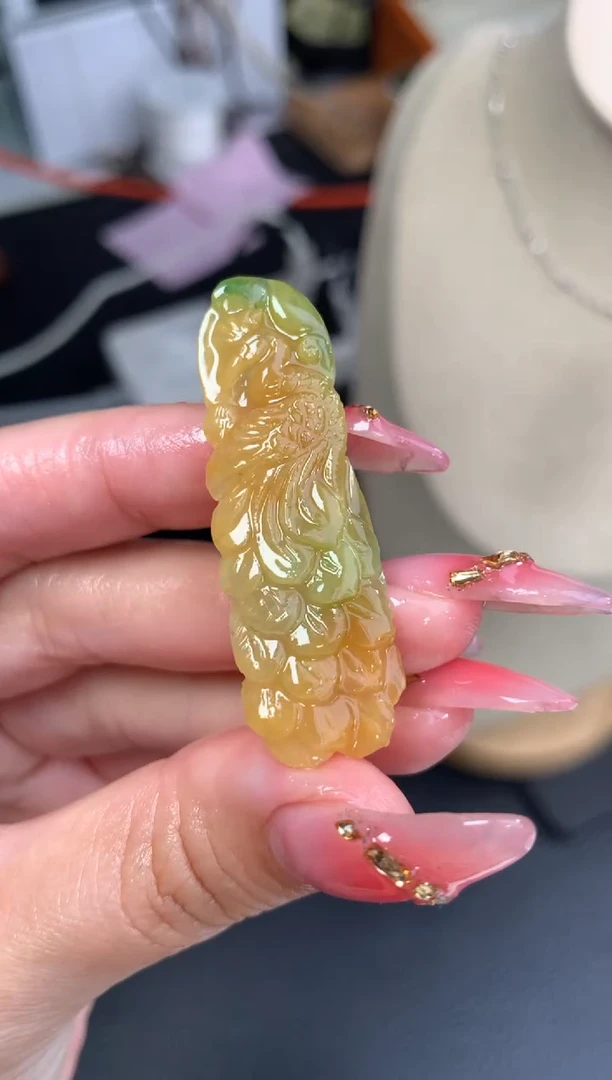 定制翡翠18K金镶嵌毛货