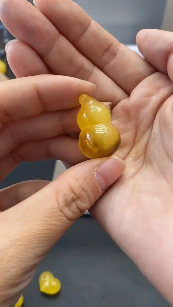 琥珀未镶嵌珠宝奇石1455