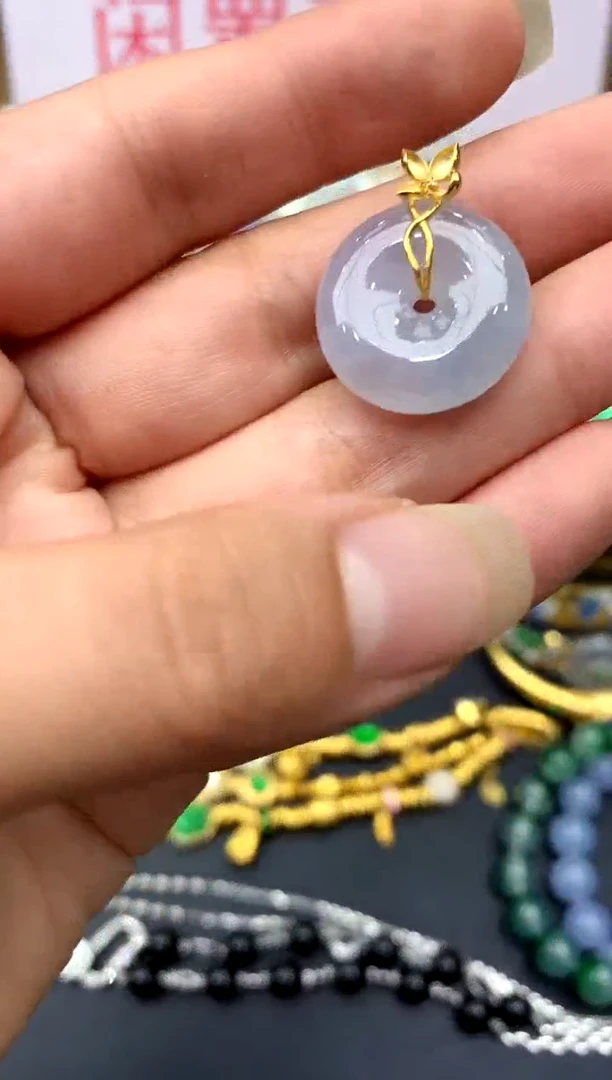 颈饰18K金镶嵌翡翠27-中国好珍宝