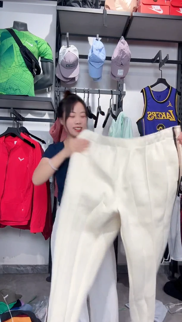 1147编码 瑕疵款直播间过款为准 尺码4XL