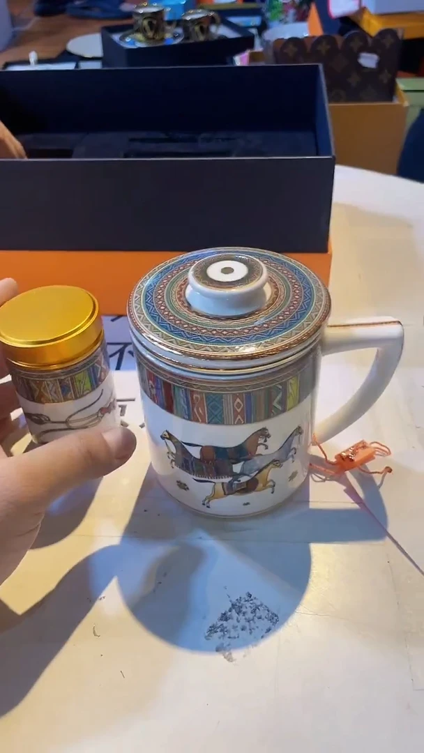 杯鸿辉家品牌瓷器，京东包邮！