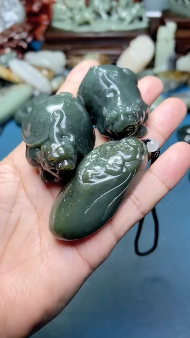 未镶嵌和田玉把件3