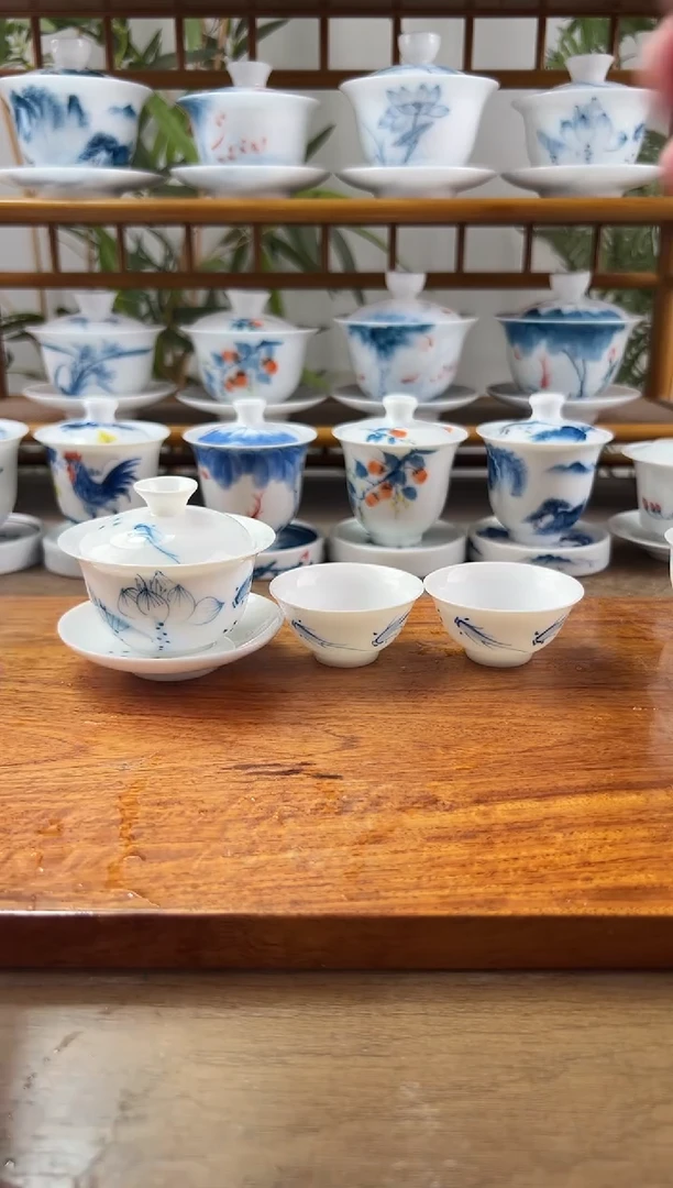 微瑕红鱼荷花80ml三才+小玉兰杯2个