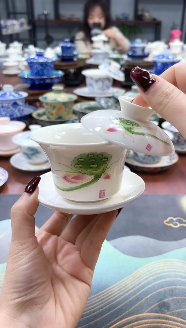 【闪购商品】小号鱼戏荷莲马蹄盖碗