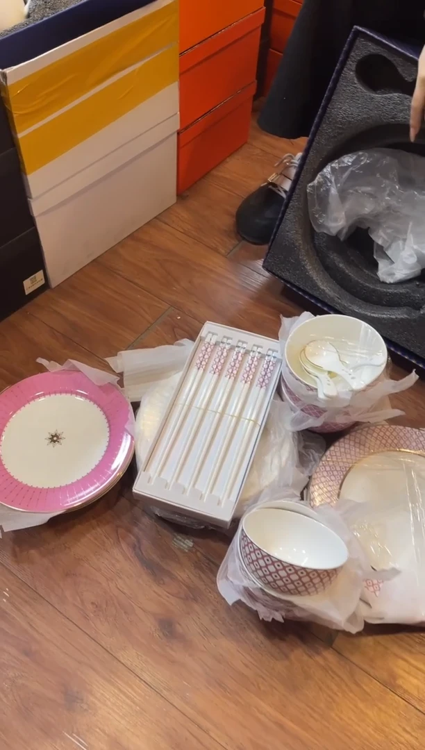 杯鸿辉家品牌瓷器，京东包邮！