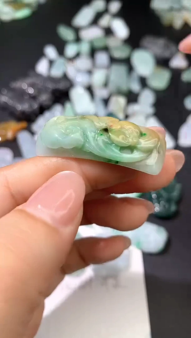 颈饰未镶嵌翡翠c*吊坠