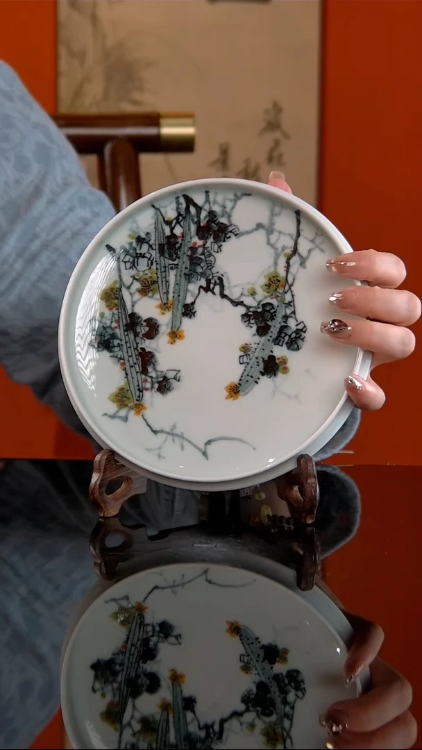 李华手绘釉中五彩丝瓜壶承