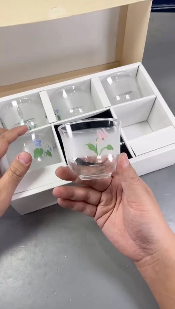 瓷片丁*姐065号满30米包邮，碰瓷社感谢您的支持~