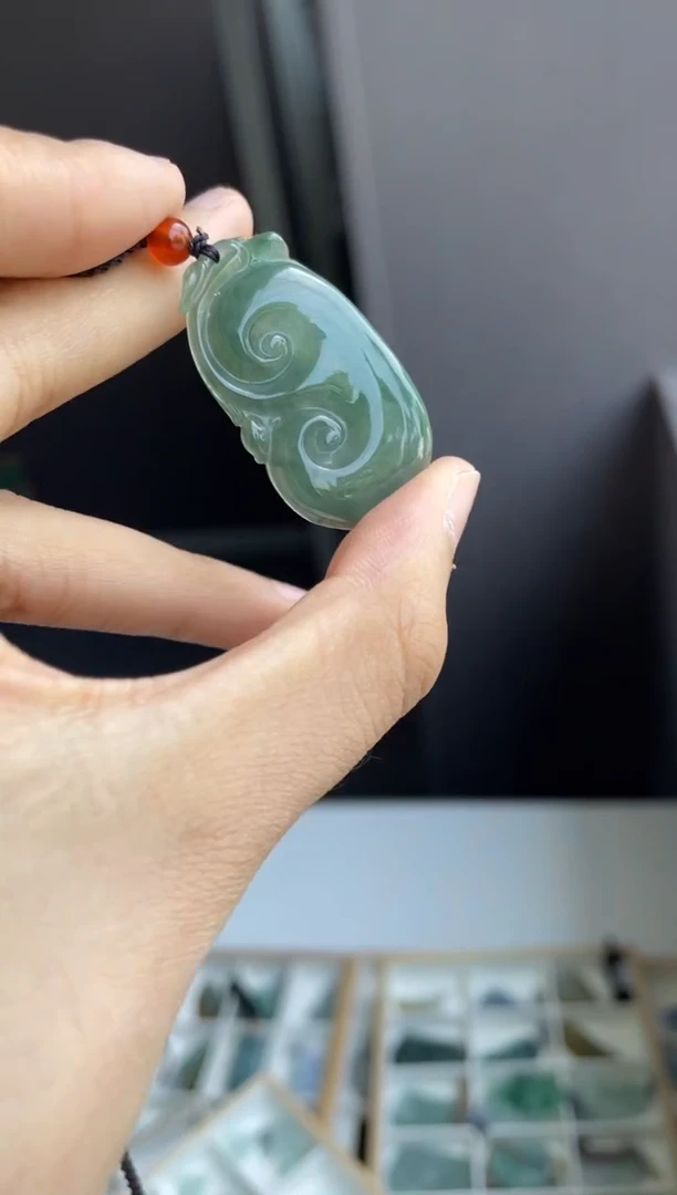 吊坠(不含链)未镶嵌翡翠天然缅甸A货翡翠多样性发其一