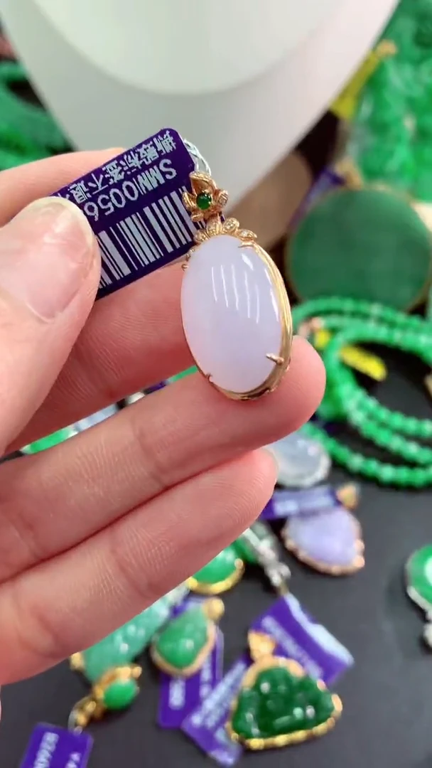 吊坠(不含链)18K金镶嵌翡翠缅甸翡翠挂件