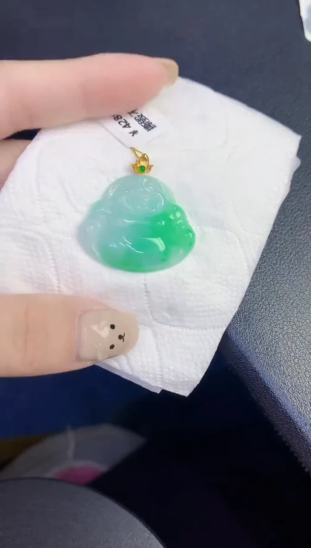 颈饰18K金镶嵌翡翠缅甸天然翡翠A货