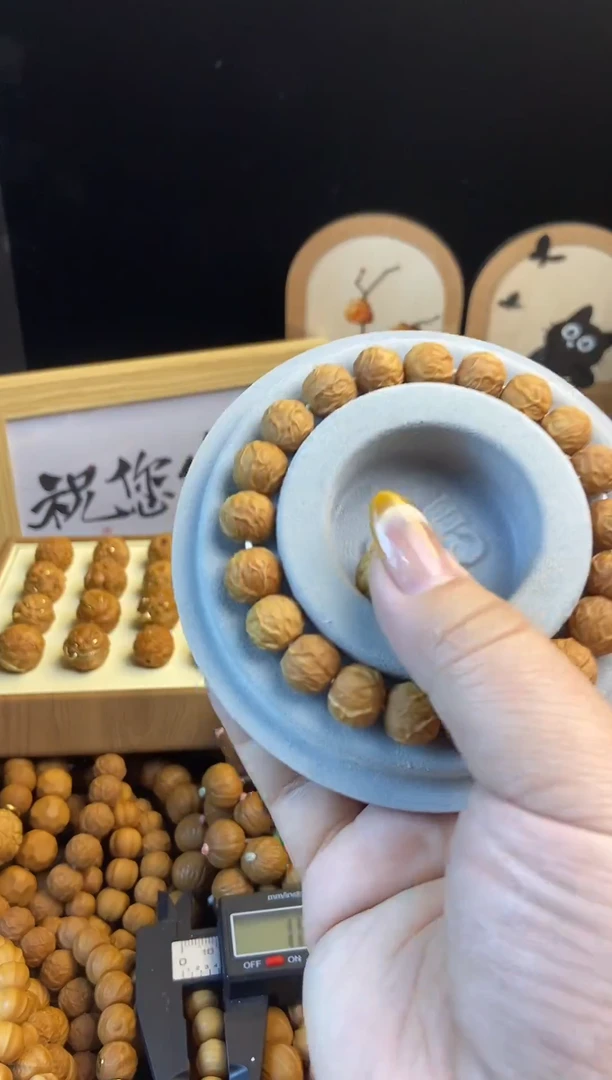 吊坠猴头核桃猴头单圈毒液瑕疵