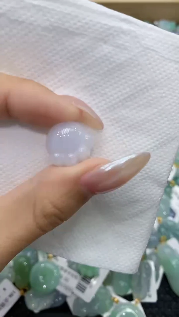 翡翠未镶嵌颈饰111111111111