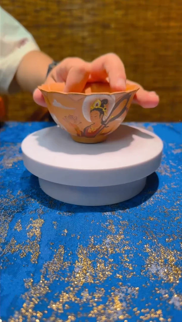 纯手绘敦煌主人杯茶杯