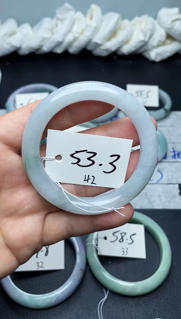 未镶嵌手镯翡翠42