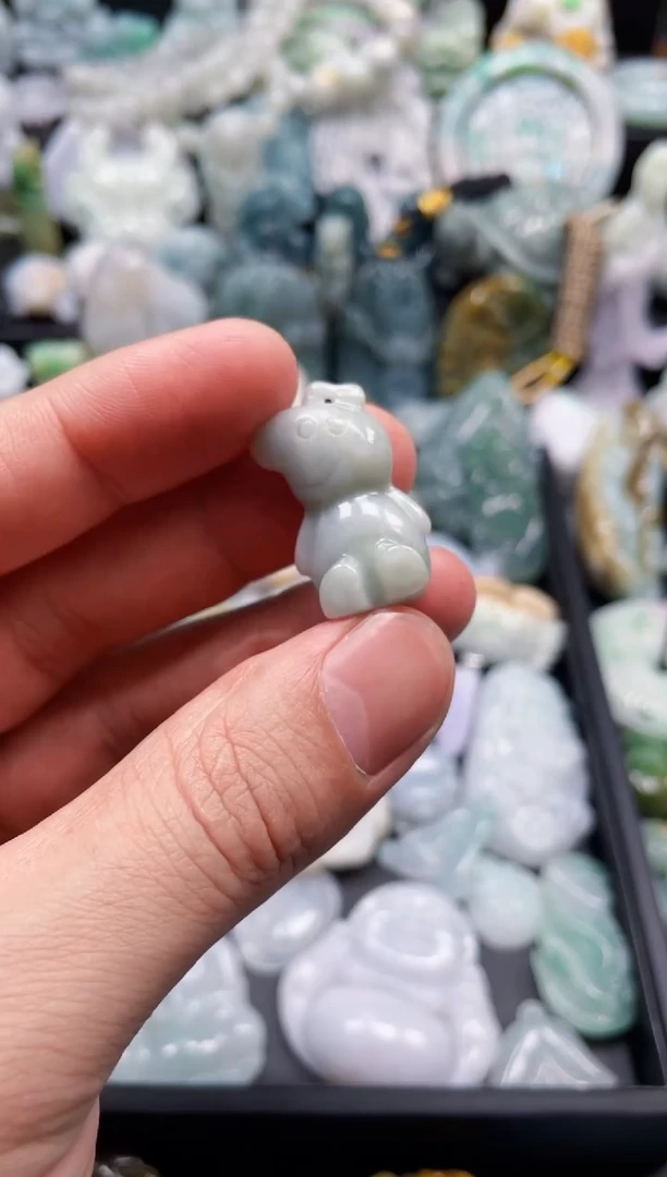 翡翠未镶嵌颈饰天然翡翠a货