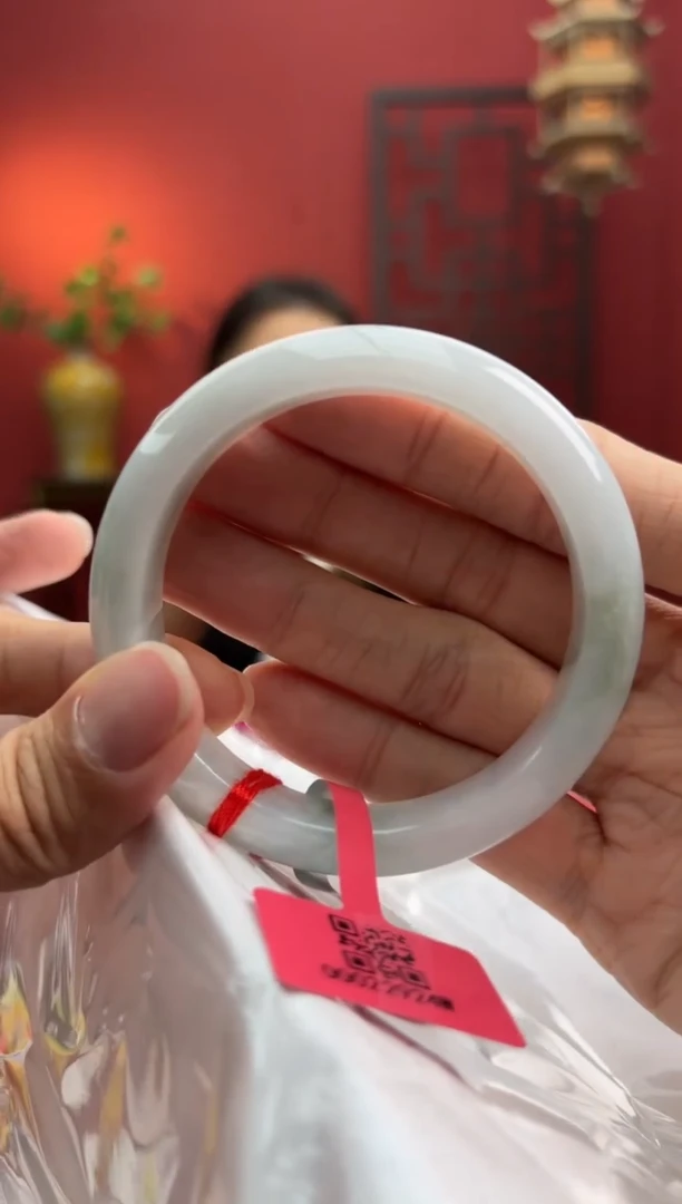 未镶嵌手镯翡翠翡翠手镯2