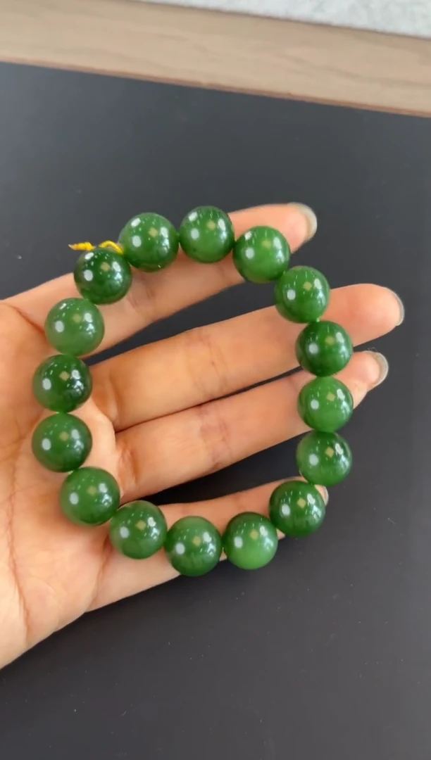 和田玉未镶嵌颈饰和田玉