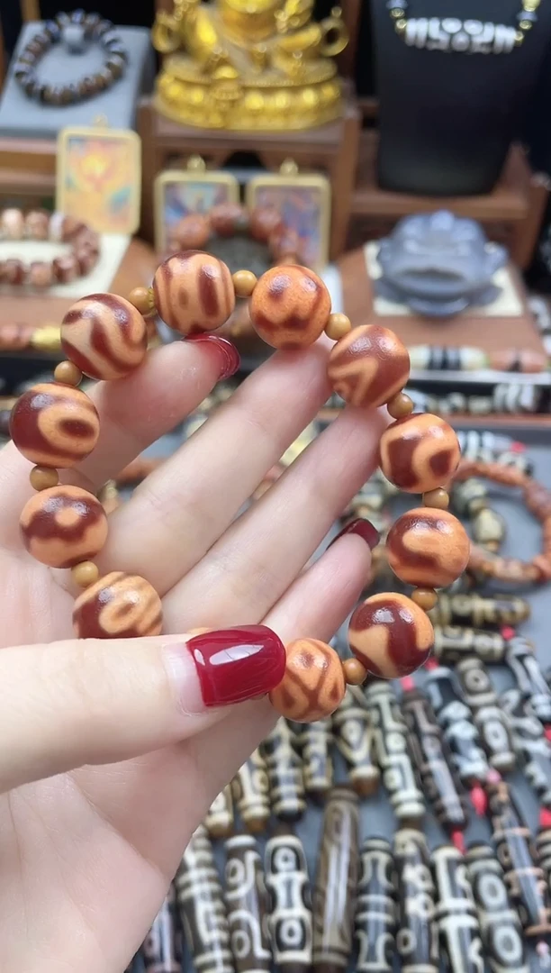 玛瑙/玉髓散珠森金蟾红肉圆珠手串