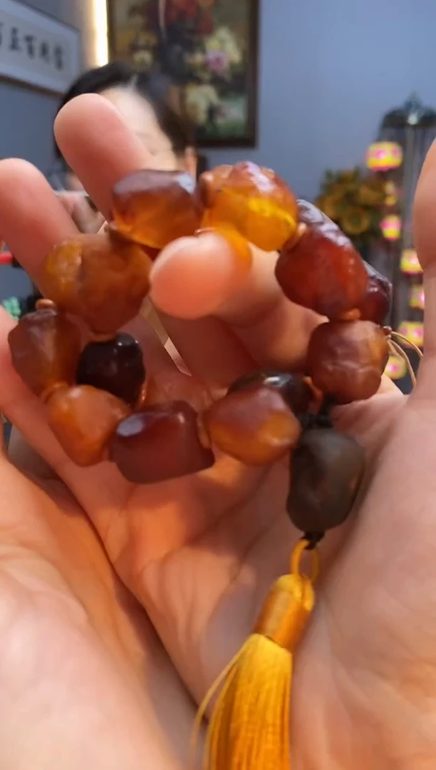 手链琥珀未镶嵌手持