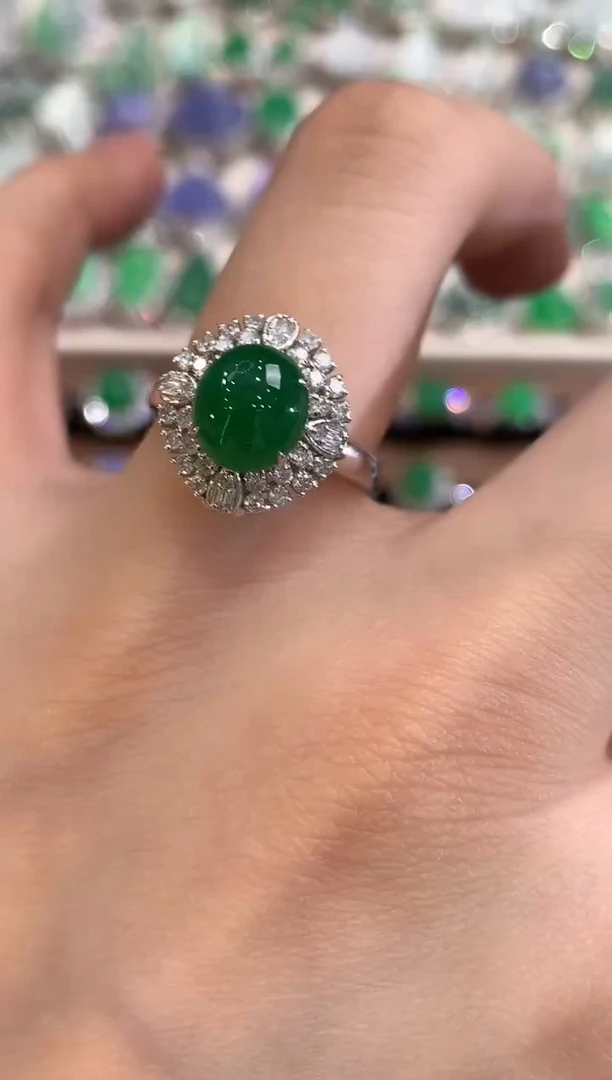 18K金镶嵌戒指翡翠a192