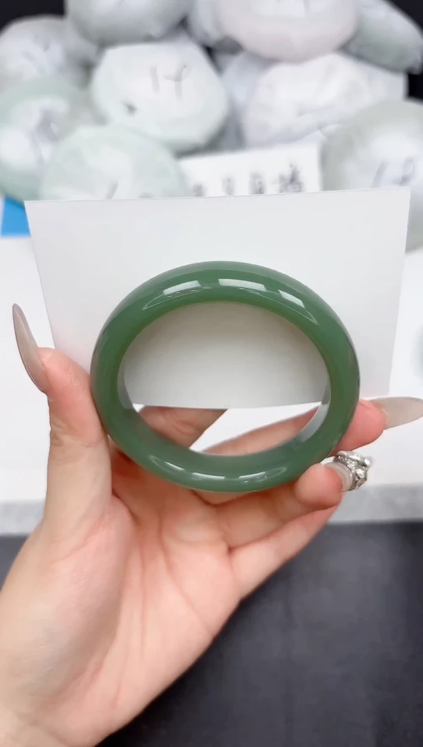 未镶嵌手镯石英质玉85-55-56