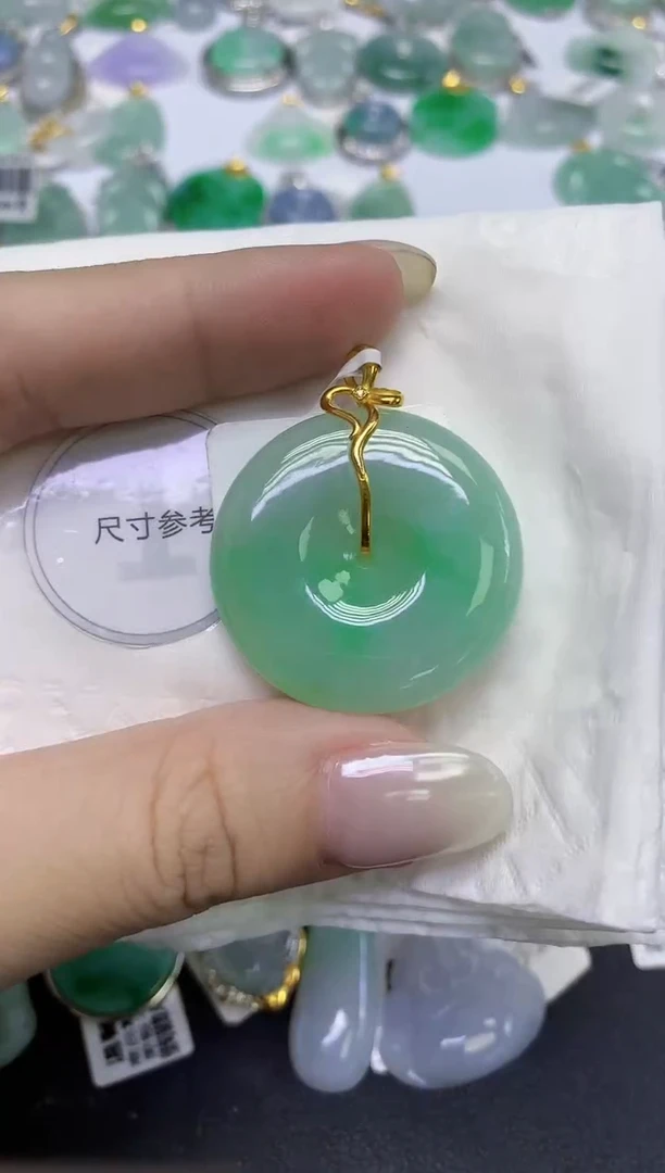 颈饰18K金镶嵌翡翠天然缅甸翡翠A货百元以上9元证书费自理