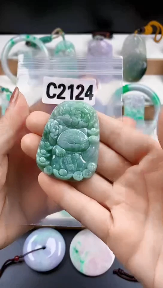 颈饰未镶嵌翡翠天然翡翠吊坠挂件
