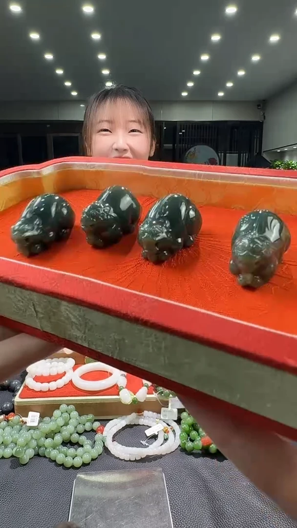 颈饰未镶嵌和田玉工厂清货不退不换微包容多样性拍一发一