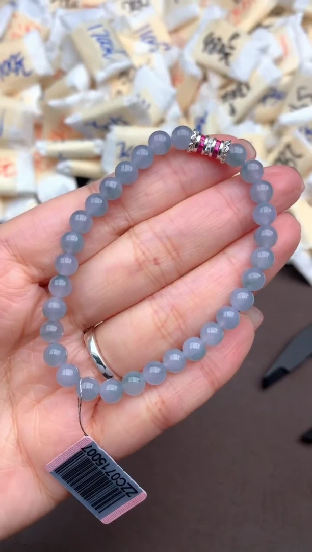 翡翠挂件未镶嵌一