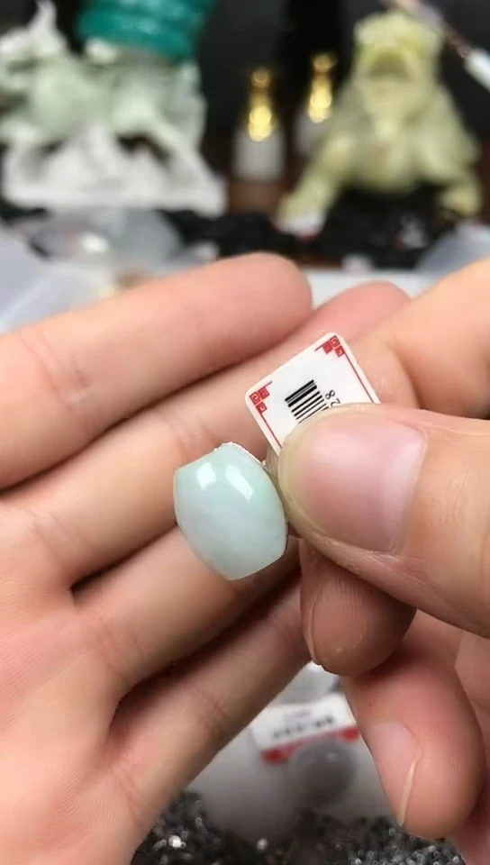 未镶嵌挂件翡翠秋*吊坠