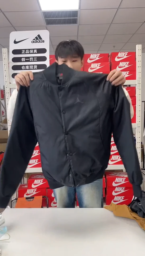 编码639闪购尺165码  Nike/耐克卫衣卫裤以直播间过款为主