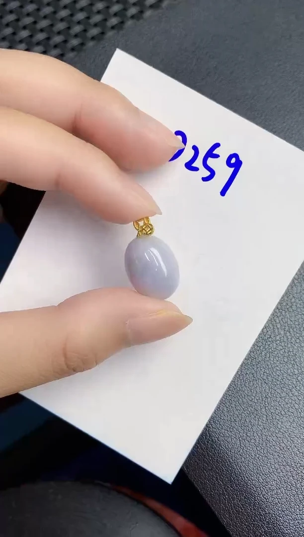 翡翠未镶嵌颈饰000000000