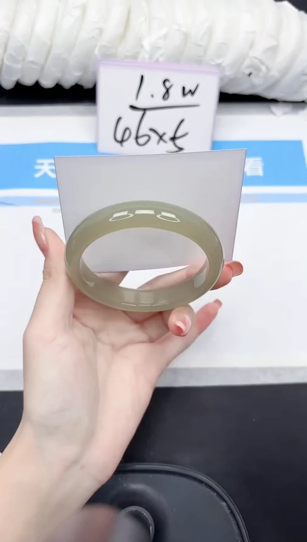 未镶嵌手镯石英质玉244-60